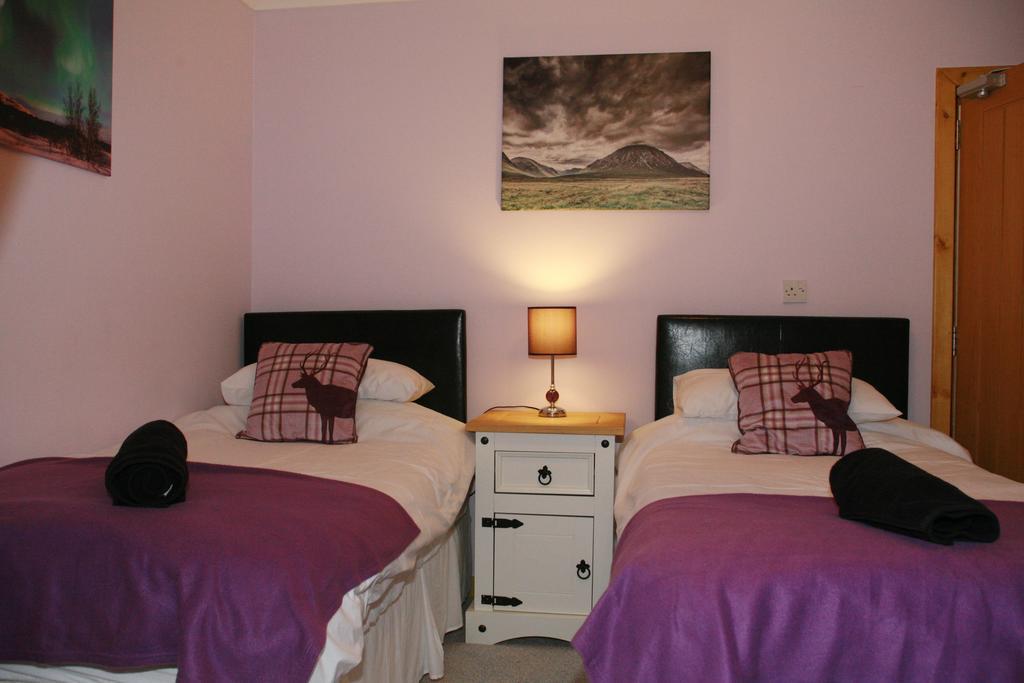 Glenlochy Nevis Bridge Apartments Fort William Exterior foto
